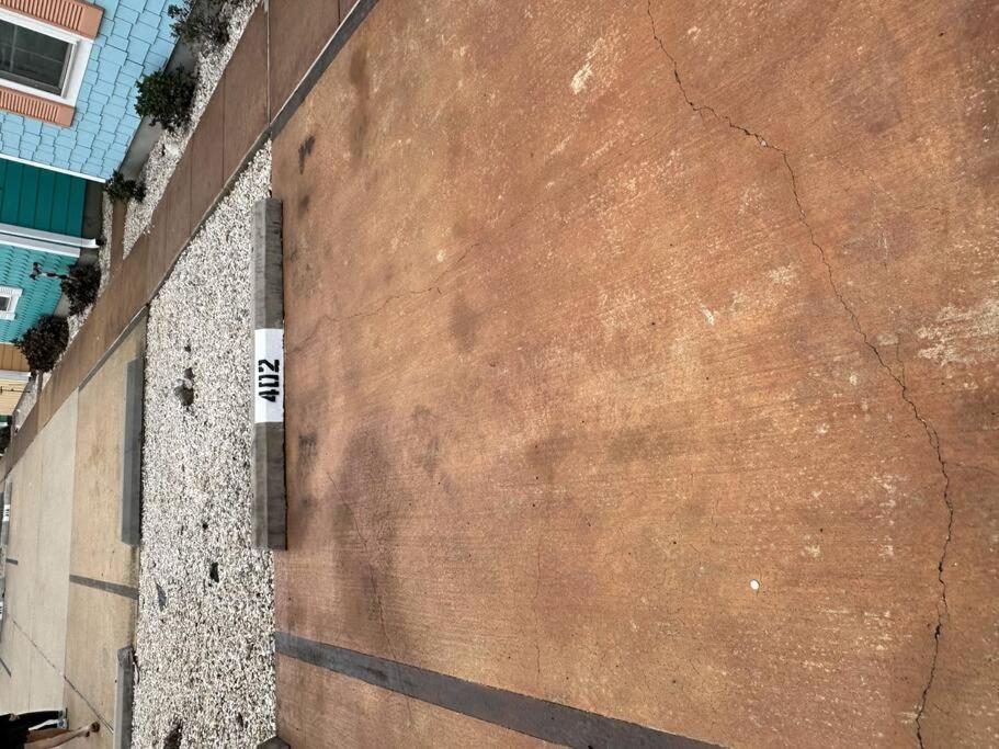 Barefoot Bungalow - Pet Friendly- 2 Bdrm Townhome Corpus Christi Exteriör bild