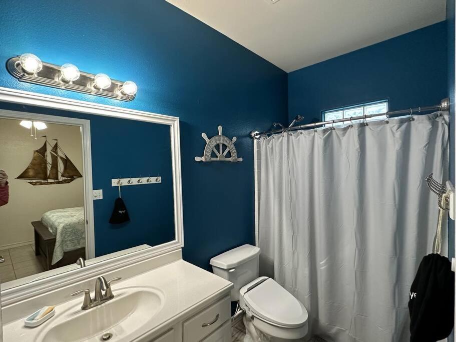Barefoot Bungalow - Pet Friendly- 2 Bdrm Townhome Corpus Christi Exteriör bild